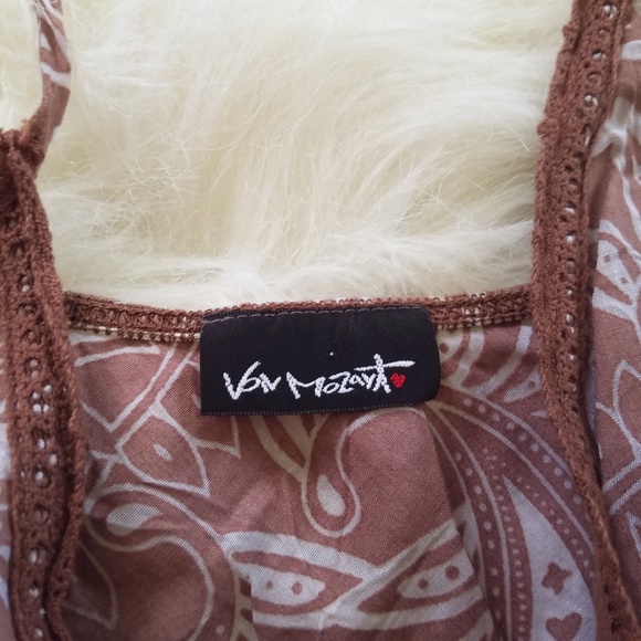 Brown Paisley Print V-Neck Tank Top w/ Ruffles - Picture 5 of 8